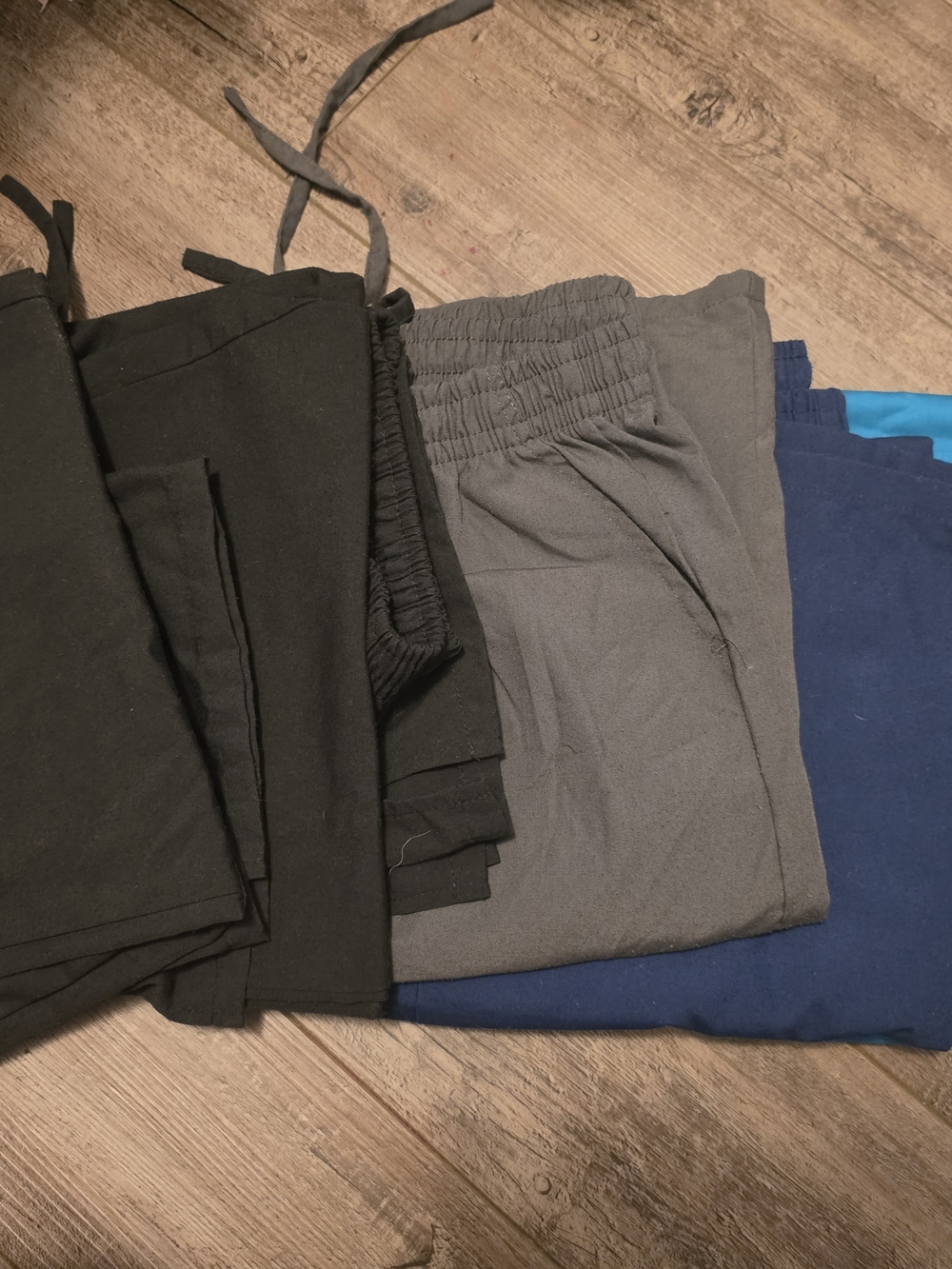 Bundle 5 XL Scrub Pants